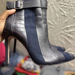 Boots Size 9.5 Women’s