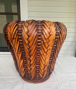 Vintage Japanese Bamboo Basket - Ikebana Flower Vase. 13”W x12”H