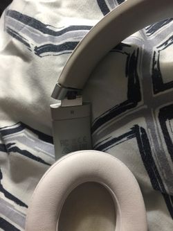 Dr. Dre beats solo 3