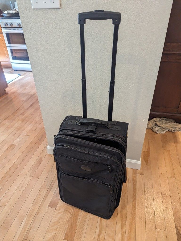 Carry-on Suitcase 
