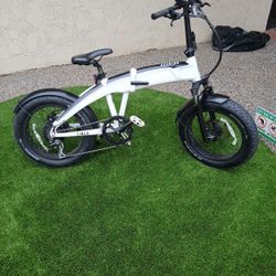 Aventon Sinch 500 Watt Folding E- Bike