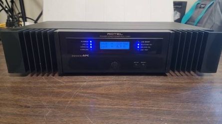 Rotel RLC-1040 Power Conditioner Engineered by APC