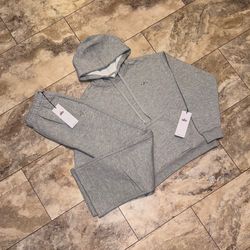 Alo Yoga Accolade Hoodie & Straight Leg Sweatpants Set Sweatsuit Athletic Heather Grey Size Medium