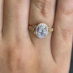 14K Gold Cubic Zirconia Ring 