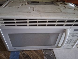 GE under cabinet microwave