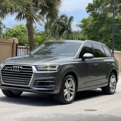 2018 Audi Q7 Prestige 