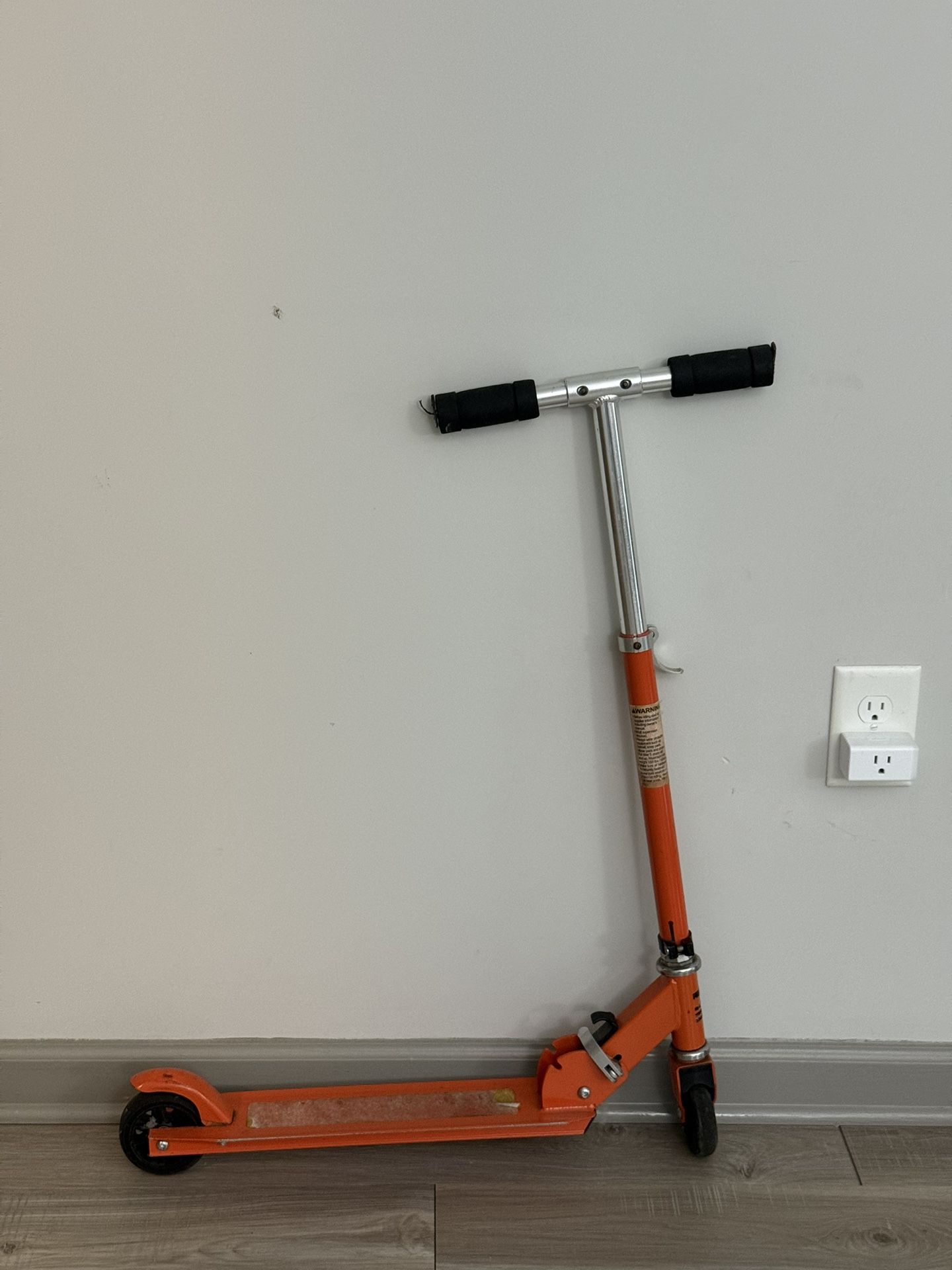 2 Wheeler Height Adjustable Scooter