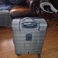 Suitcase 