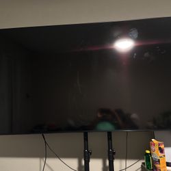 71in Lg NanoCell Smart Tv With Moving Stand