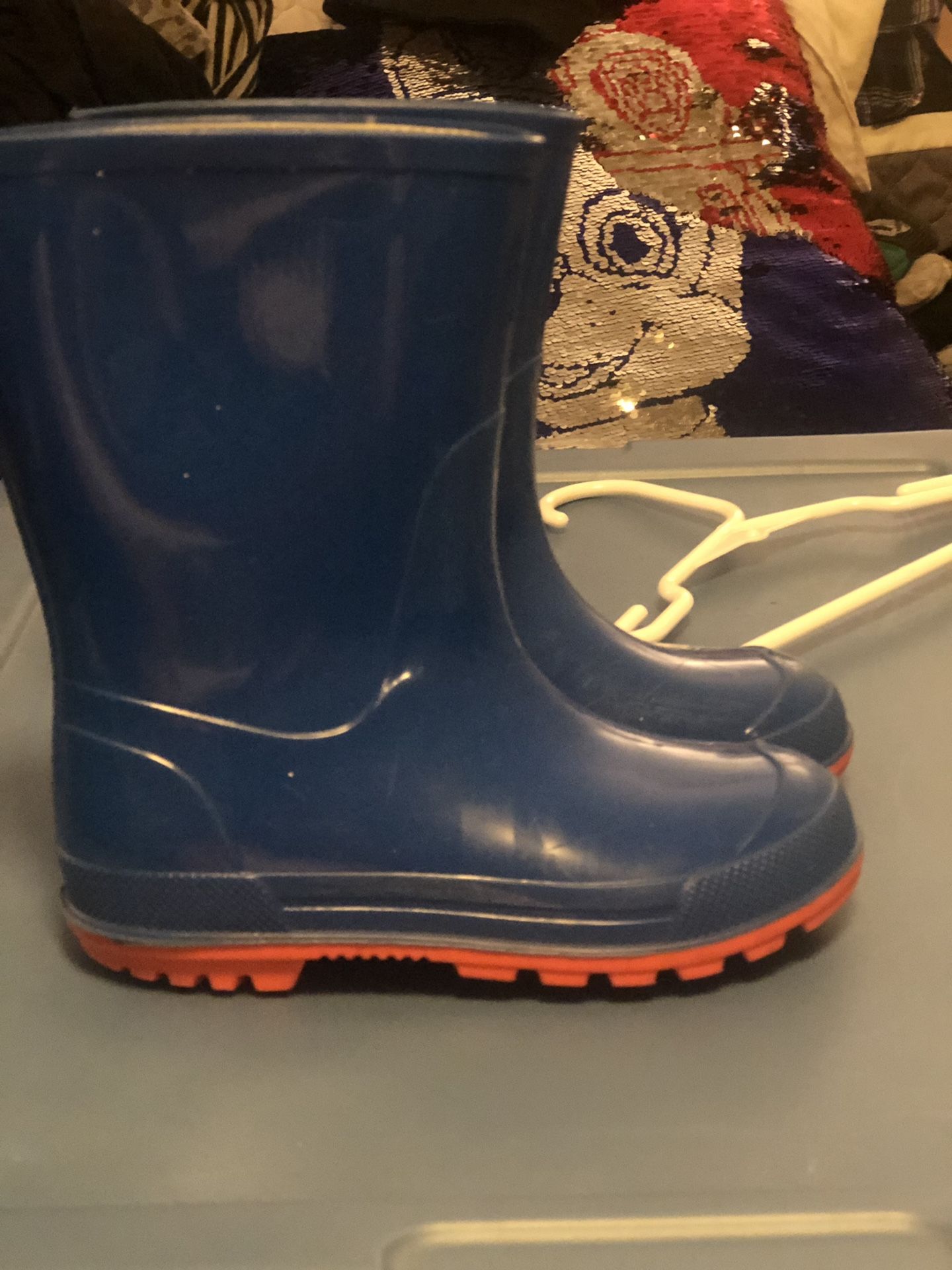Carters Rain boots Size 9-10