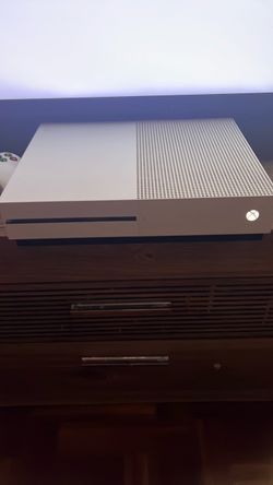 Xbox one with controller