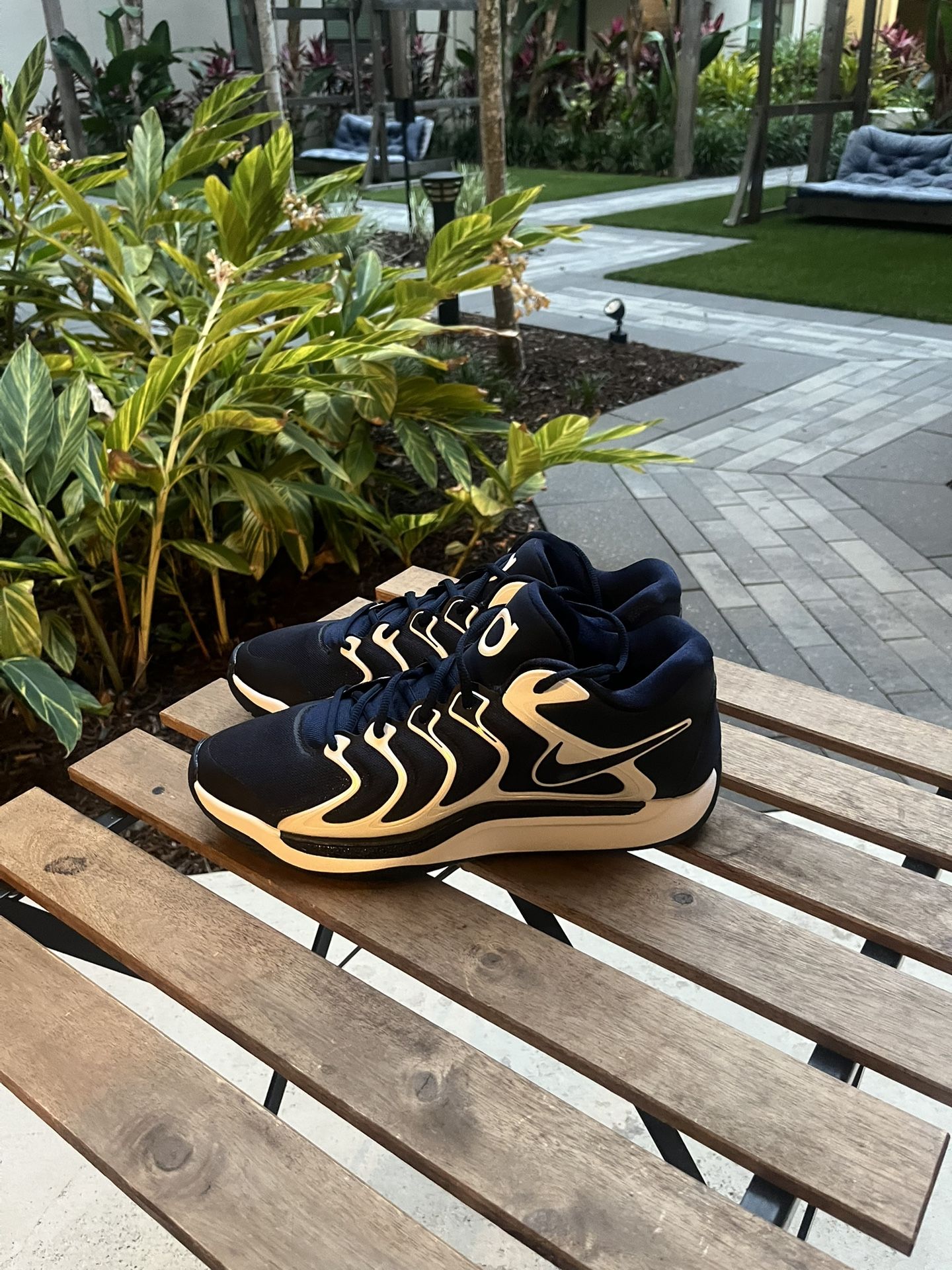 Kd 17 College Navy
