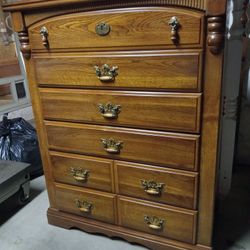 5 Piece Queen Bedroom Set