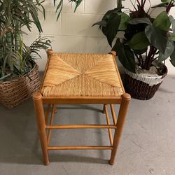EARLY-AMERICAN-STYLE, HEAVY WOOD STOOL (21.5"H) w/NATURAL REED SEAT - posted price is firm.