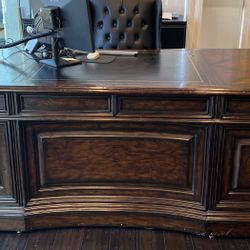 Real Wood Desk - Free
