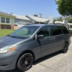 2006 Toyota Sienna