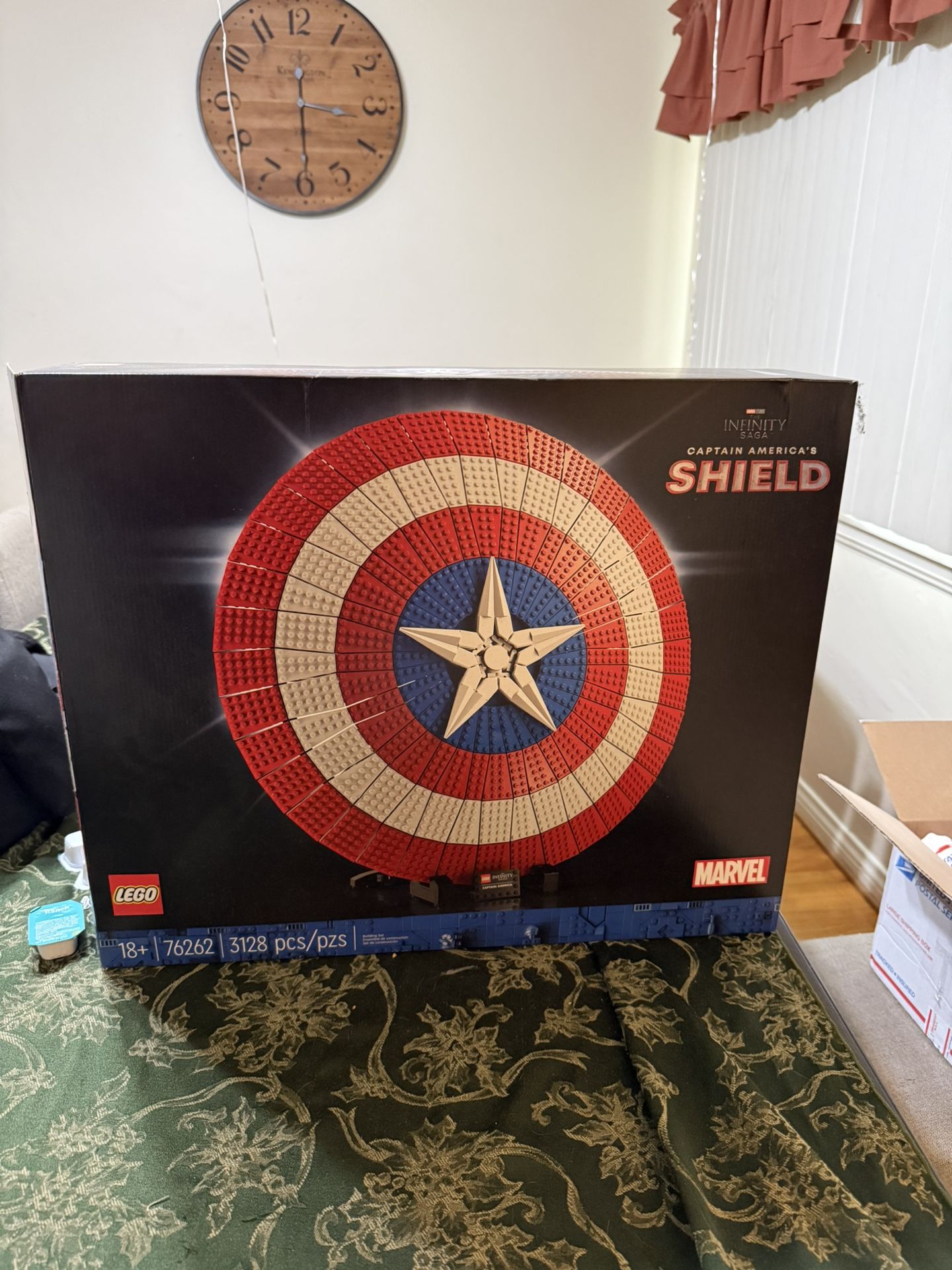 Captain America Shield (LEGO)