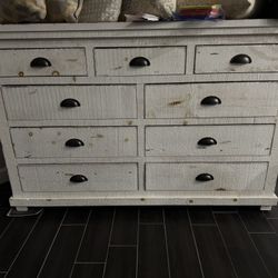 Large Rustic Farmhouse 9 Drawers Tons Of Storage 