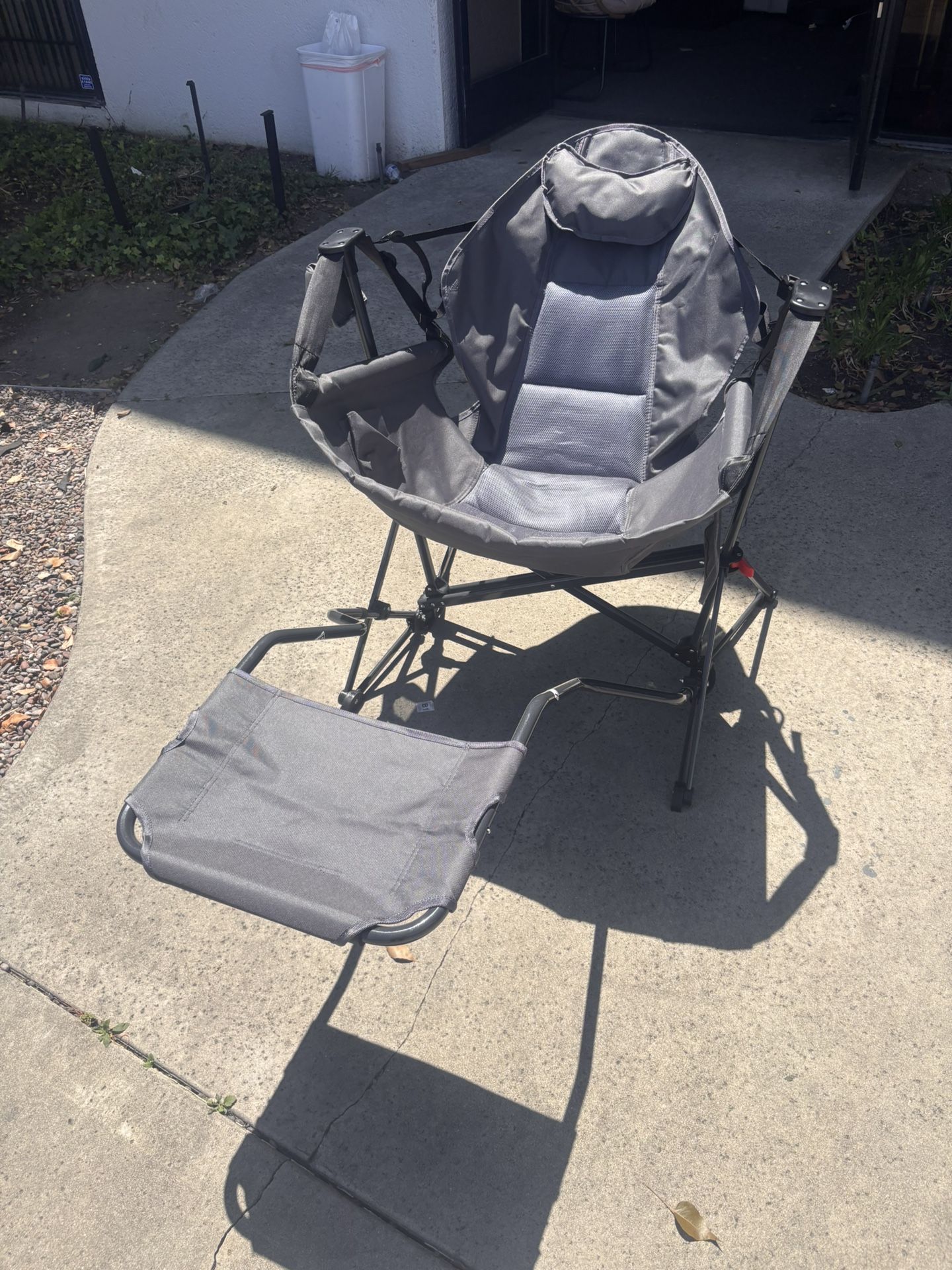 $40.00!!! (3 colors) New Foldable Outdoor Camping Swing Chair With Foot Rest Fishing Beach