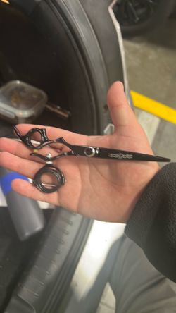 Lefty Swivel shears
