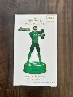 2012 Hallmark keepsake green lantern ornament