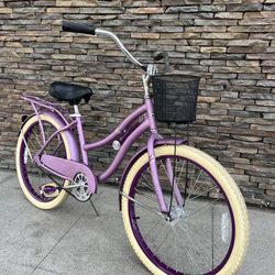 Huffy Cranbrook 24 inch Beach Cruiser Lavender