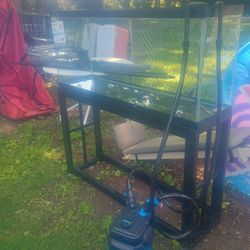 Fish Tank With Stand And Pump 45 Gallon The Pump Is Penn Plex 400 GPH 