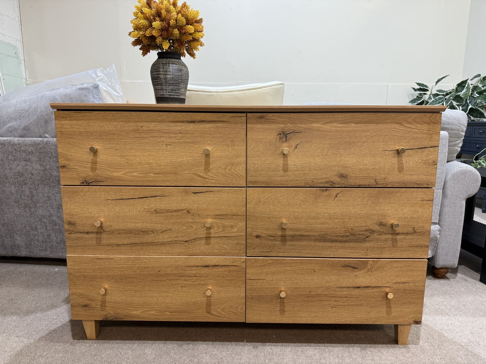 Brand new Dresser with 6 Drawers for Bedroom, Wooden Kids Dressers with Wide Chest of Drawers, Modern Closet Storage Organizer Furniture with Solid Wo