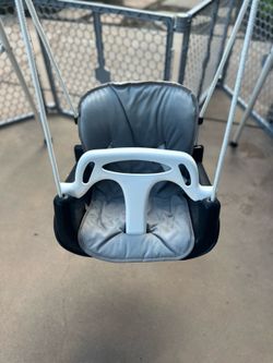 Child swing
