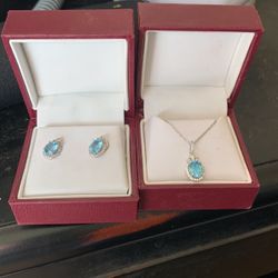 Helzberg Diamonds Earrings And Necklace 