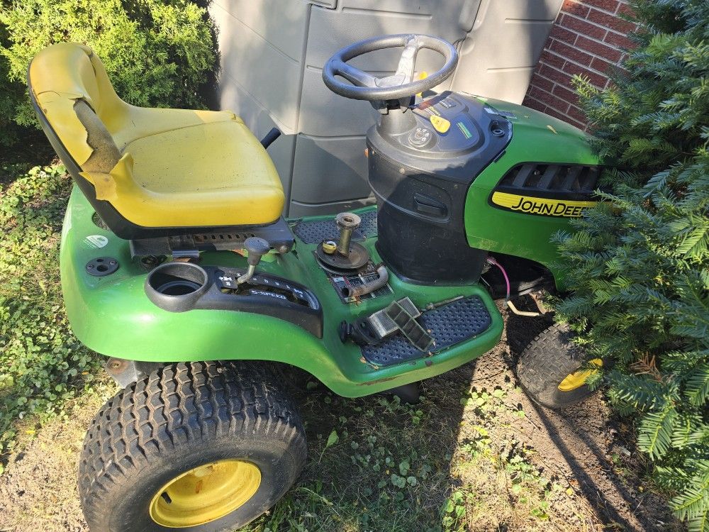 John Deere D100 Parts Mower