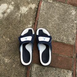 Jordan Hydro Xll Retro sandals size 11