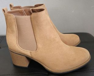 Boots - White Mountain 