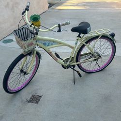 cruz Bike For The Lady’s Comfortable!(tire Is Flat !!!!!!)