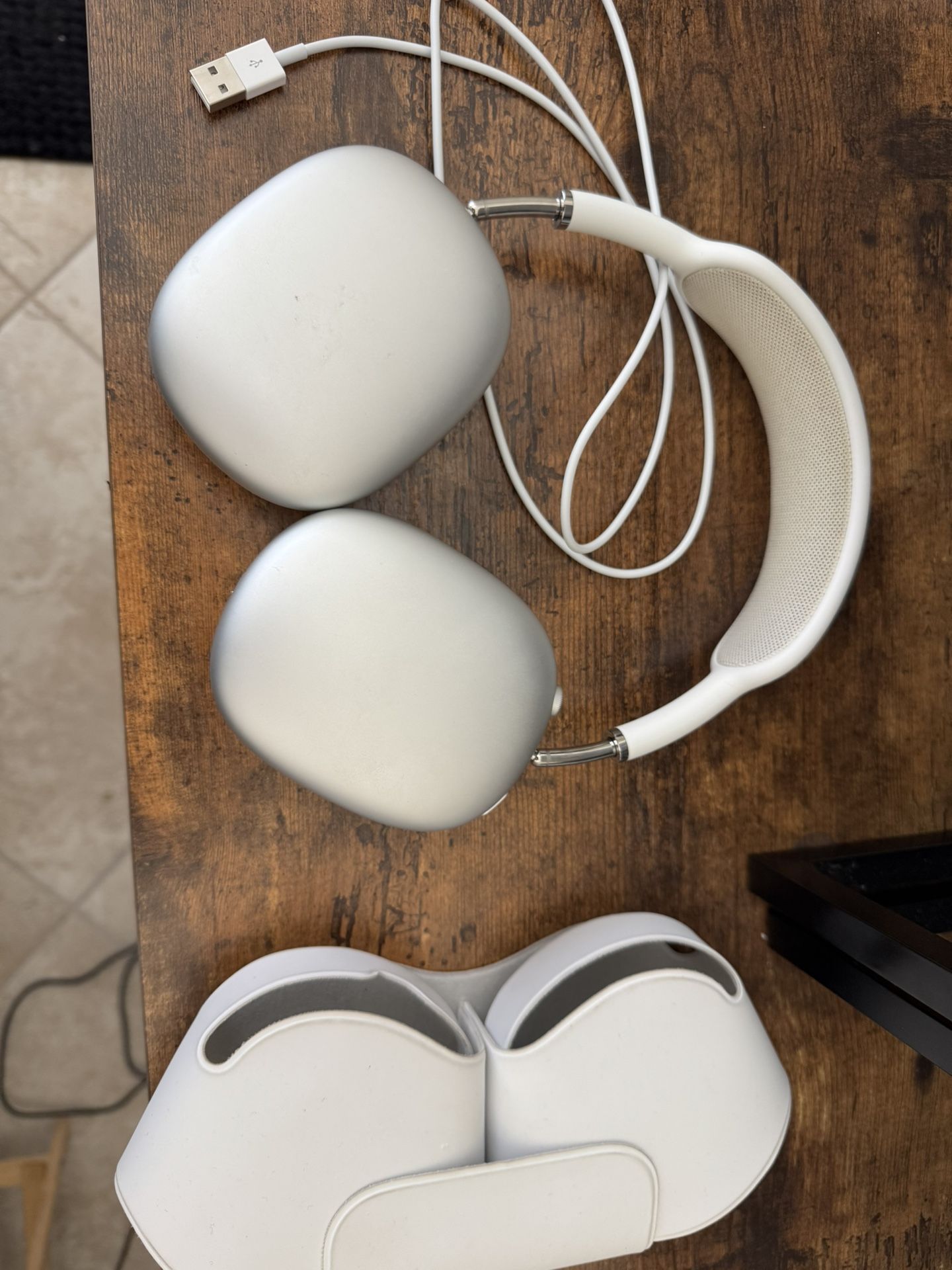 AirPod Pro Max 1st Gen