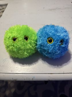 2 Backpack Plushies With Keychain Pick Up
