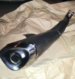 2010 GSX-R 1000 stock exhaust