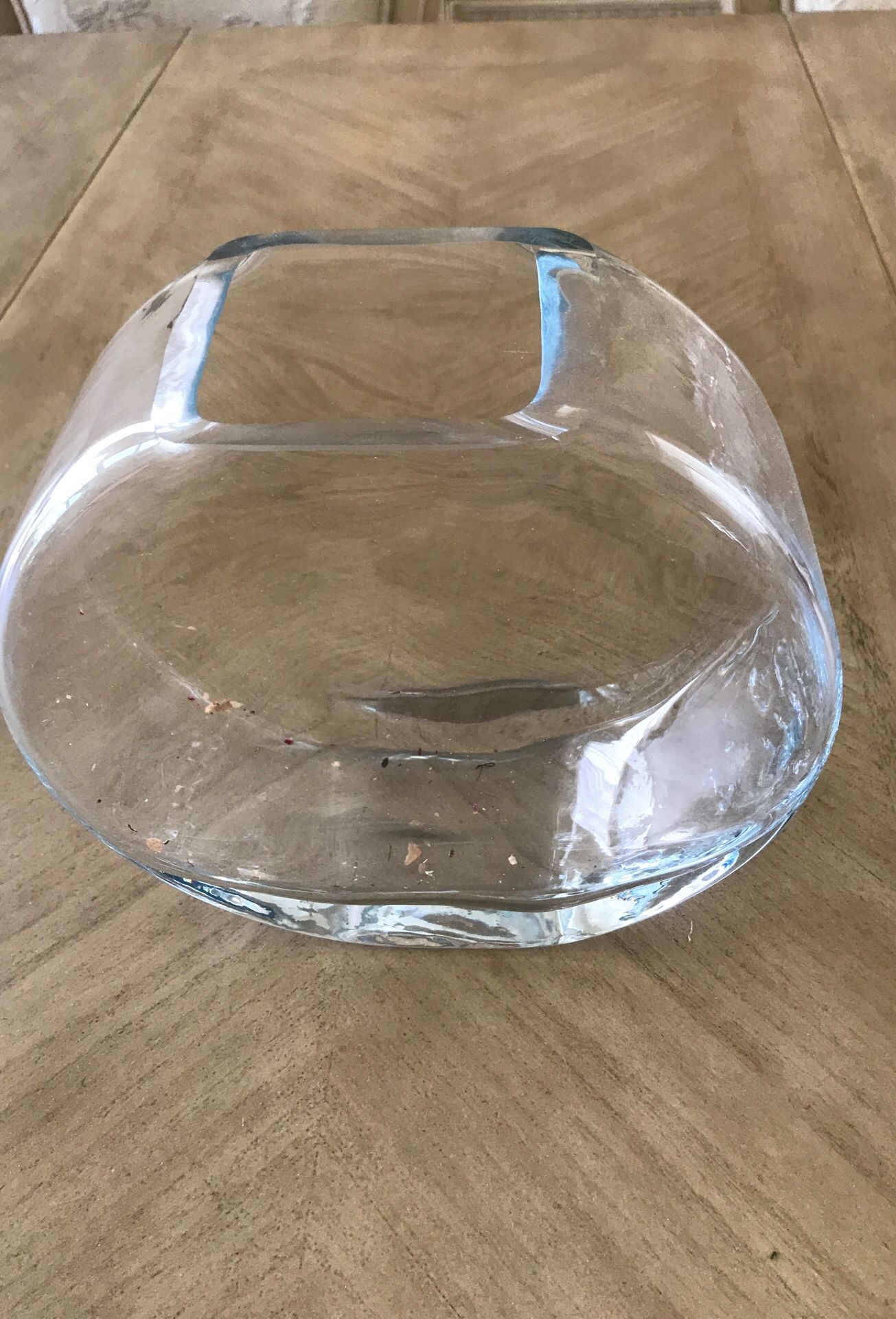 Glass vase