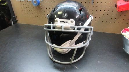 Used Schutt Vengeance Pro LTD Varsity Football Helmet - Size Large