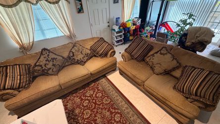 Sofa set for sale