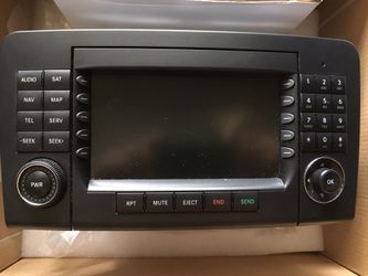 Mercedes-Benz OEM Command Navigation