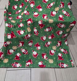 Green Christmas Santa Print Holiday Plush Fleece Throw Blanket