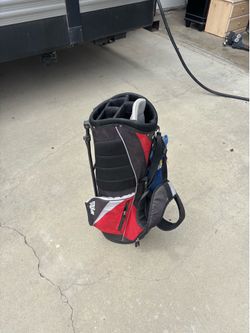 Wilson golf bag.