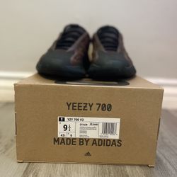 Yezzy Cooper Fade  Size 9.5 