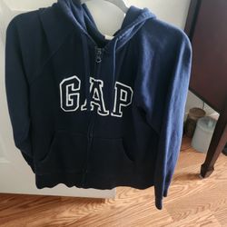 Gap Sweatshirt