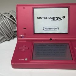 Pink Nintendo DSI - includes Game + Charger