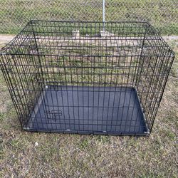 Dog Kennel -( size: 28”x 42”x 30”in high )- Used 