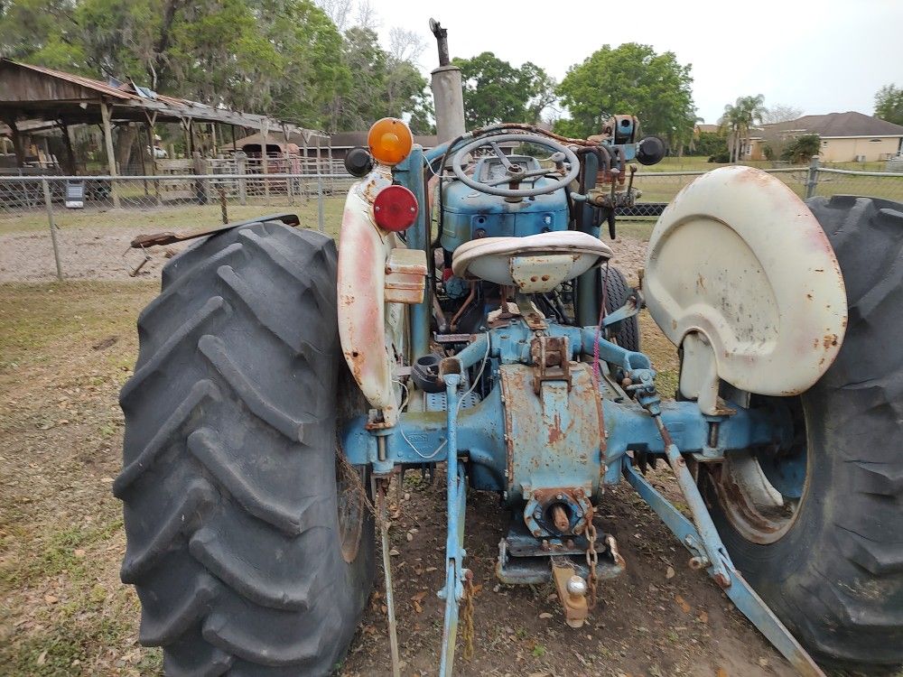 Ford 3000 Tractor
