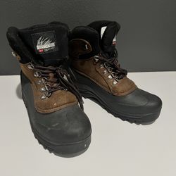 Women Boots Size 7 Snow Hiking Itasca 3M Thinsulate Technology 