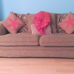  Sleeper Sofa And Matching Loveseat. Clean No Children Or Pets. Comfortable No Spots Or Damage.2